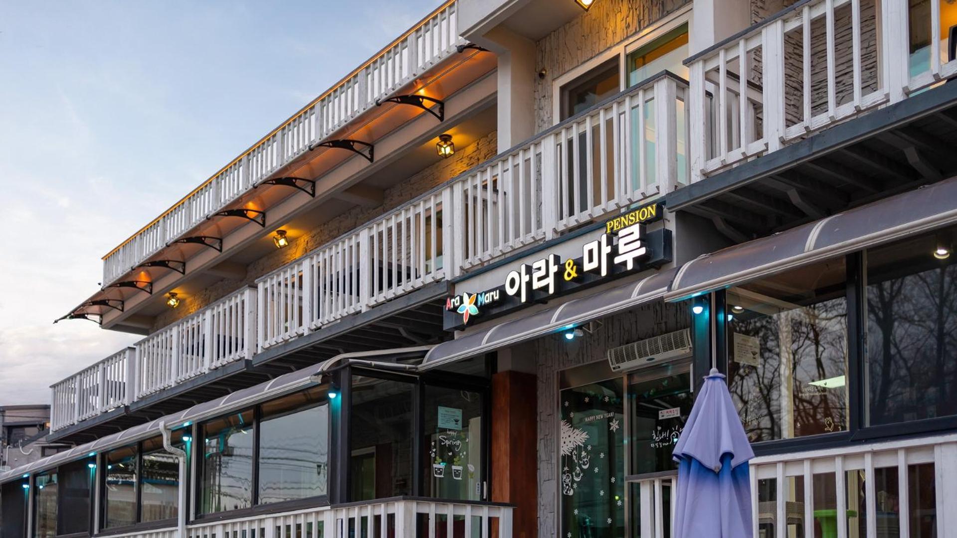 Goseong Araenmaru Pension Екстериор снимка